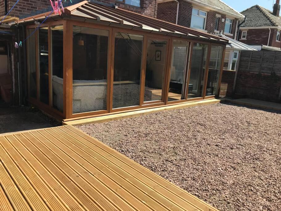 The Beach House South - Blackpool - Entire Holiday Home Extérieur photo