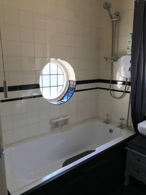 The Beach House South - Blackpool - Entire Holiday Home Extérieur photo