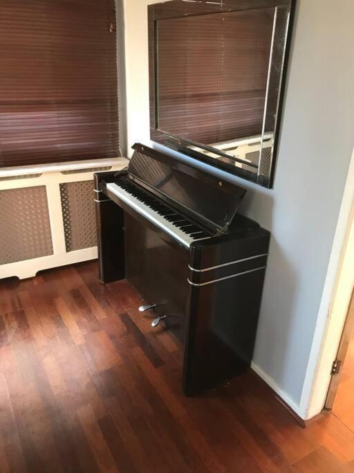 The Beach House South - Blackpool - Entire Holiday Home Extérieur photo